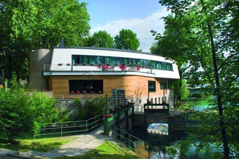 Hotel Paviljon Bihac Exterior photo